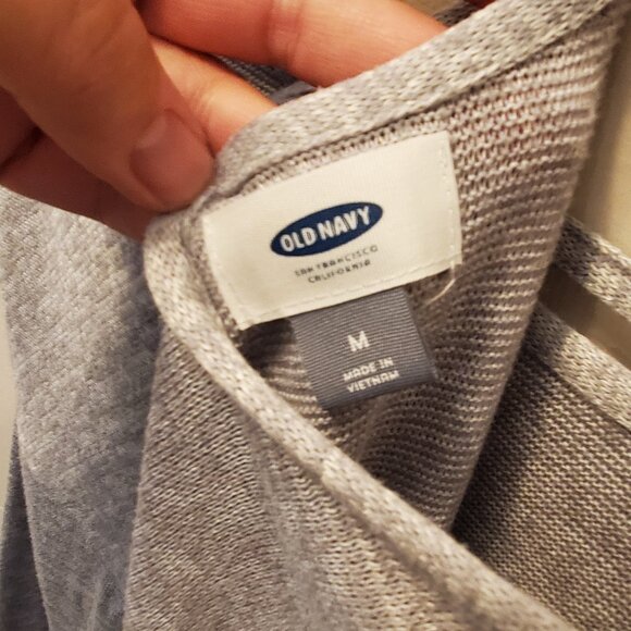 Women's Old Navy Gray Sweater, Long Sleeve, Lightweight, Size M, Cute Open Back - Picture 3 of 3